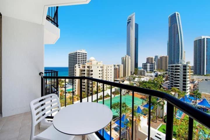 Close To Everything! Beautiful Hotel Studio'S, Sleeps 4 Gold Coast Extérieur photo
