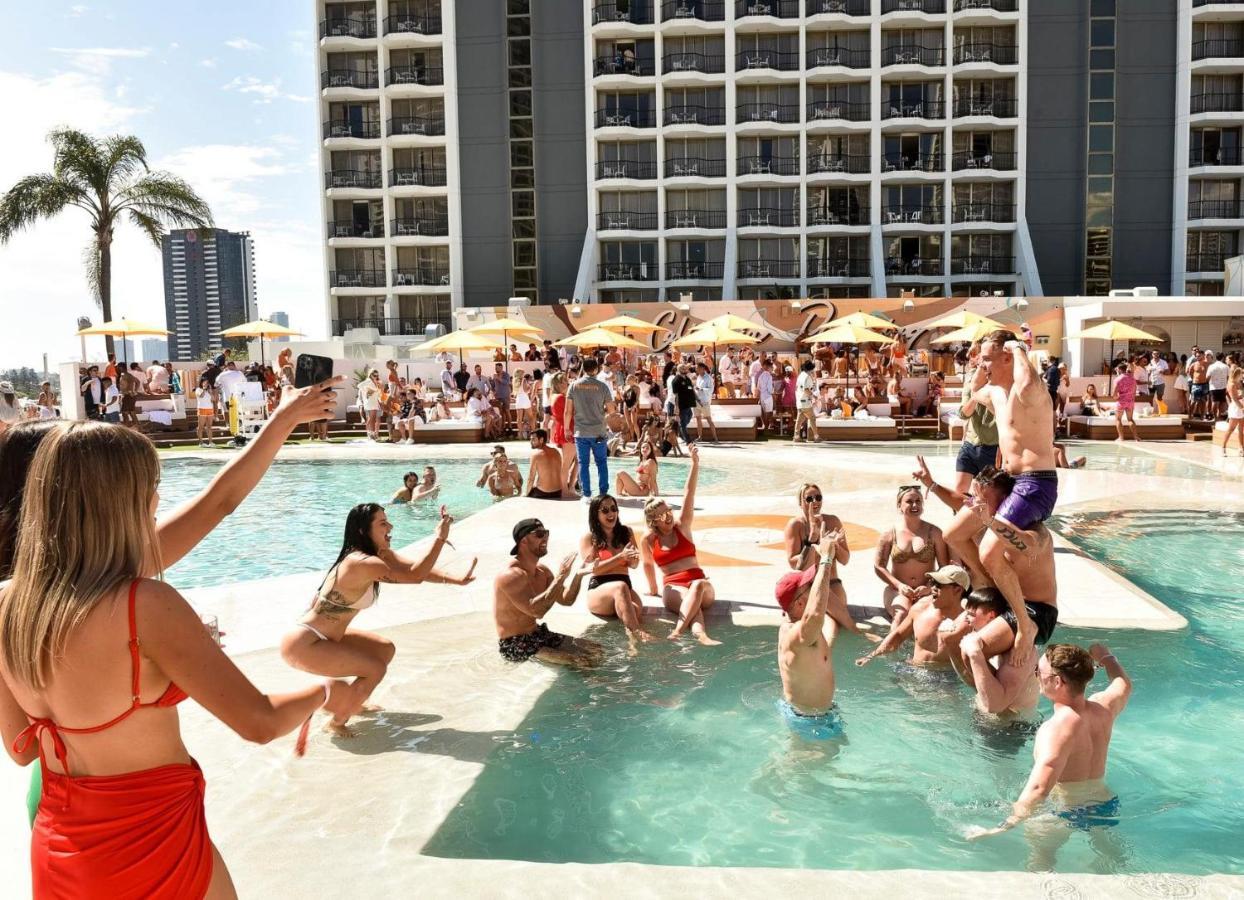 Close To Everything! Beautiful Hotel Studio'S, Sleeps 4 Gold Coast Extérieur photo